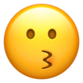 Kiss emoji apple